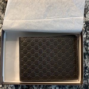 Men’s Gucci - Microguccissima Brown Bi-Fold Wallet
